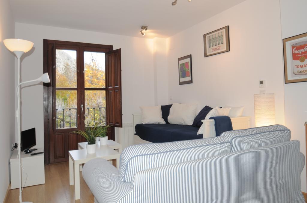 Apartamentos Viejo Continente Cuenca  Dış mekan fotoğraf