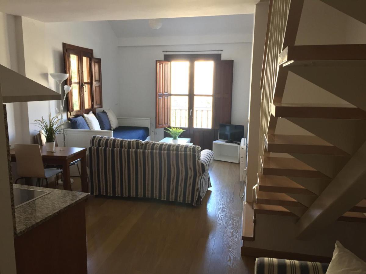 Apartamentos Viejo Continente Cuenca  Oda fotoğraf